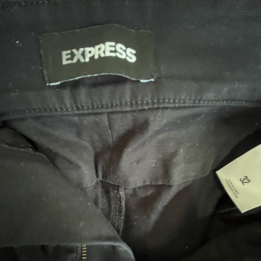 Express pants - Picture 3 of 3